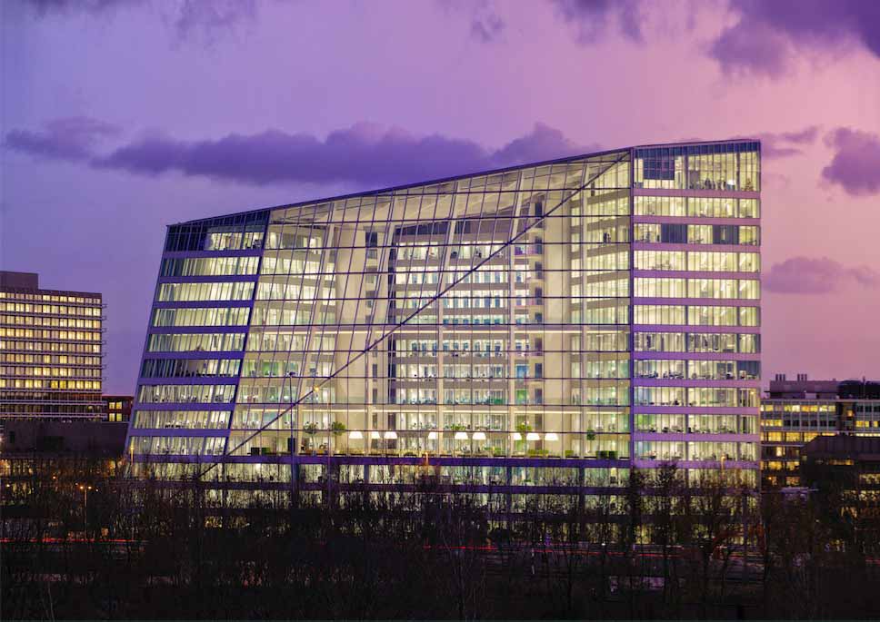 The Edge _Amsterdam_Sustainable_building_Ronald_Tilleman